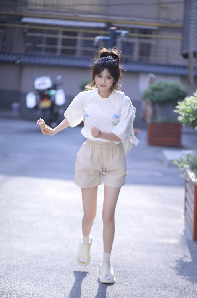 小敏家 封面